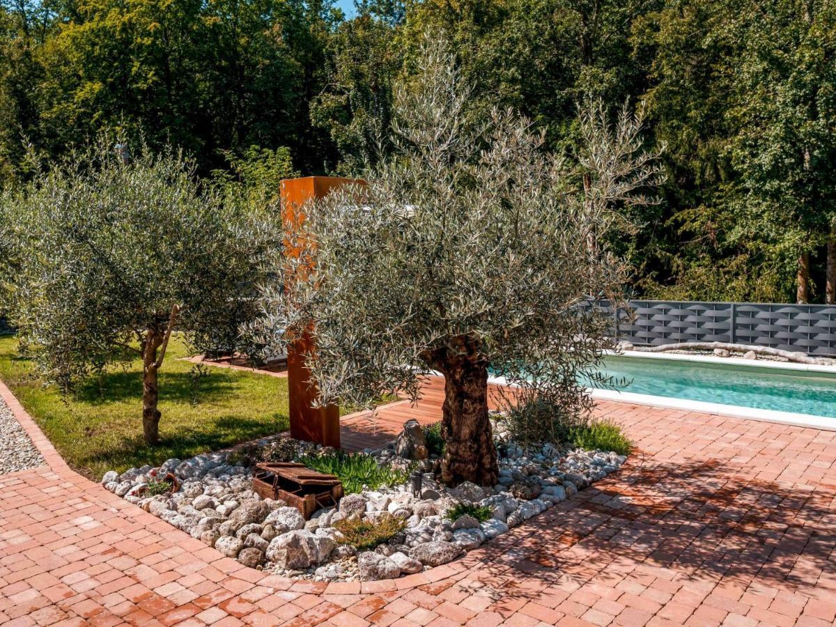 Antonio By Interhome * Jurdani